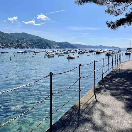 San Michele Di Pagana With Parking * Рапалло